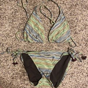 Barely worn cute bikini
